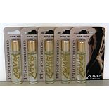 ������� ���� � ���������� � �������� *Euphoria For Man*, ����� Love Collection  12 
������ ������������ ���������� ������. ����� ���������, ������, �����, �������� � ������� � �������� ����� ������� ������� �������������� ������������.