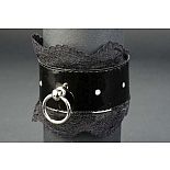 <strong>Чёрный подшитый запястник Готика-3 </strong> <br />
Чёрный подшитый запястник "Готика-3". Застежка-кнопка. С 4 белыми стразами и кольцом. <div class="charTableblock"><div><span>Цвет</span>: черный</div><div><span>Производитель</span>: Beastly, Россия</div></div> Чёрный подшитый запястник Готика-3
Чёрный подшитый запястник "Готика-3". Застежка-кнопка. С 4 белыми стразами и кольцом.