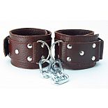 <strong>Коричневые кожаные наручники </strong> <br />
Кожаные наручники потрясающего коричневого цвета. <div class="charTableblock"><div><span>Материал</span>: кожа</div><div><span>Цвет</span>: другой</div><div><span>Производитель</span>: БДСМ арсенал, Россия</div></div> Коричневые кожаные наручники
Кожаные наручники потрясающего коричневого цвета.