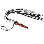 <strong>Чёрно-белая кожаная плеть Комета с рукоятью в виде анальной пробки - 60 см.</strong> <br />
Плеть состоит из рукояти в форме анальной пробки (что позволяет разнообразить способы её применения), и 21 гладких хвостов изготовленных из натуральной кожи. <div class="charTableblock"><div><span>Материал</span>: кожа</div><div><span>Производитель</span>: Sitabella, Россия</div></div> Чёрно-белая кожаная плеть Комета с рукоятью в виде анальной пробки - 60 см.
Плеть состоит из рукояти в форме анальной пробки (что позволяет разнообразить способы её применения), и 21 гладких хвостов изготовленных из натуральной кожи.