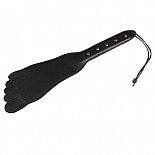 <strong>Чёрная хлопалка-ступня </strong> <br />
Девайс в виде кожаной пластины в форме ступни с жёсткой рукоятью. <div class="charTableblock"><div><span>Материал</span>: кожа</div><div><span>Производитель</span>: Sitabella, Россия</div><div><span>Длина, см</span>: 34.50</div></div> Чёрная хлопалка-ступня
Девайс в виде кожаной пластины в форме ступни с жёсткой рукоятью.