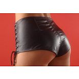 <strong>Кожаные шорты со шнуровкой</strong> <br />
Одежда в стиле БДСМ способна создать особое настроение и разнообразить сексуальную жизнь. <div class="charTableblock"><div><span>Размер</span>: M (44-46); L (46-48)</div><div><span>Цвет</span>: черный</div><div><span>Производитель</span>: Подиум, Россия</div><div><span>В наличии</span>: M-L, черный</div></div> Кожаные шорты со шнуровкой
Одежда в стиле БДСМ способна создать особое настроение и разнообразить сексуальную жизнь.