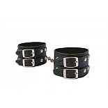 <strong>Широкие манжеты с ремнями</strong> <br />
Брутальный атрибут, который понравится опытным любителям БДСМ. <div class="charTableblock"><div><span>Производитель</span>: Пикантные штучки, Россия</div></div> Широкие манжеты с ремнями
Брутальный атрибут, который понравится опытным любителям БДСМ.