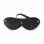 <strong>Закрытая чёрная маска на глаза</strong> <br />
Аксессуар, без которого вряд ли обойдется ролевая игра БДСМ. <div class="charTableblock"><div><span>Материал</span>: кожзам</div><div><span>Производитель</span>: Пикантные штучки, Россия</div></div> Закрытая чёрная маска на глаза
Аксессуар, без которого вряд ли обойдется ролевая игра БДСМ.