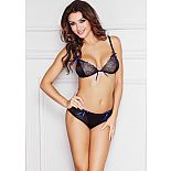 <strong>Игривый комплект Iralin с цветочным рисунком на трусиках</strong> <br />
Комплект бюстгальтер и трусики. <div class="charTableblock"><div><span>Размер</span>: S (42-44)</div><div><span>Цвет</span>: черный</div><div><span>Производитель</span>: Anais, Польша</div><div><span>В наличии</span>: S, черный</div></div> Игривый комплект Iralin с цветочным рисунком на трусиках
Комплект бюстгальтер и трусики.