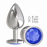 <strong>Серебристая большая анальная пробка с синим кристаллом - 9,5 см.</strong> <br />
Гладенькая металлическая пробка с кристаллом в ограничительном основании. <div class="charTableblock"><div><span>Длина, см</span>: 9.50</div><div><span>Диаметр, см</span>: 4.00</div><div><span>Материал</span>: металл</div><div><span>Длина, см</span>: 9-12</div><div><span>Диаметр, см</span>: 4</div></div> Серебристая большая анальная пробка с синим кристаллом - 9,5 см.
Гладенькая металлическая пробка с кристаллом в ограничительном основании.