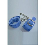 <strong>Оковы голубые с мехом винил</strong> <br />
Оковы. <div class="charTableblock"><div><span>Материал</span>: кожзам</div><div><span>Цвет</span>: другой</div></div> Оковы голубые с мехом винил
Оковы.