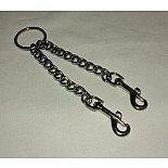 <strong>Цепь с центральным кольцом и карабинами по обе стороны 250мм P0225</strong> <br />
<br>Производитель: <b></b><br/> <div class="charTableblock"> </div> Цепь с центральным кольцом и карабинами по обе стороны 250мм P0225
<br>Производитель: <b></b><br/>