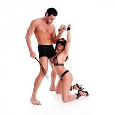 <strong>Набор для бондажа Chains of Love</strong> <br />
Набор для бондажа состоит из 2 свечек,черного кожаного кнутика, черной кожаной маски на глаза, наручников и оков на ноги черного цвета украшенных клёпками.<div class="charTableblock"><div><span>Материал</span>: кожа</div><div><span>Производитель</span>: PipeDream, США</div></div> Набор для бондажа Chains of Love
Набор для бондажа состоит из 2 свечек,черного кожаного кнутика, черной кожаной маски на глаза, наручников и оков на ноги черного цвета украшенных клёпками.