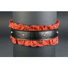 <strong>Чёрно-красный подшитый чокер Готика-12 </strong> <br />
Подшитый; кружева – красные, застежка - кнопка, с 7 металлическими капельками.<div class="charTableblock"> </div> Чёрно-красный подшитый чокер Готика-12
Подшитый; кружева – красные, застежка - кнопка, с 7 металлическими капельками.