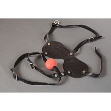 <strong>Красная лакированная маска-сбруя с кляпом-шаром</strong> <br />
Красная лакированная маска-сбруя с кляпом-шаром.<div class="charTableblock"><div><span>Материал</span>: кожа</div><div><span>Производитель</span>: Подиум, Россия</div></div> Красная лакированная маска-сбруя с кляпом-шаром
Красная лакированная маска-сбруя с кляпом-шаром.