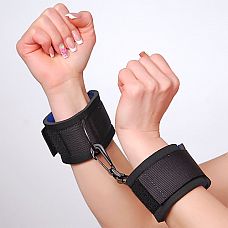 <strong>Чёрные наручники с застежками на липучках</strong> <br />
Наручники выполненные из современного материала - мягкого пенистого неопрена, ламинированного шелковистым спандексом, (относятся к классу Soft-bondage), прекрасный аксессуар для начинающих.<div class="charTableblock"><div><span>Материал</span>: текстиль</div><div><span>Цвет</span>: черный</div><div><span>Производитель</span>: Sitabella, Россия</div></div> Чёрные наручники с застежками на липучках
Наручники выполненные из современного материала - мягкого пенистого неопрена, ламинированного шелковистым спандексом, (относятся к классу Soft-bondage), прекрасный аксессуар для начинающих.