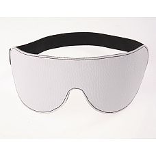 <strong>Белая кожаная маска на глаза</strong> <br />
Изготовлена из натуральной кожи с велюровой подкладкой. Размер универсальный.<div class="charTableblock"><div><span>Цвет</span>: белый</div><div><span>Материал</span>: кожа</div><div><span>Тип</span>: маска</div><div><span>Производитель</span>: Sitabella, Россия</div></div> Белая кожаная маска на глаза
Изготовлена из натуральной кожи с велюровой подкладкой. Размер универсальный.