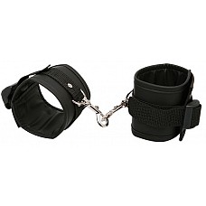 <strong>Мягкие наручники</strong> <br />
Супер-мягкие манжеты фиксаторы. С гладким шелковистым материалом из винила и заключенные в толстый - ремень из нейлона.Их очень легко отрегулировать, чтобы соответствовали любому Размеру, уютно и плотно без проскальзывания. Между собой манжеты скреплены 2-мя высокопрочными D-кольцами и подпружиненным зажимом из металла. <div class="charTableblock"> </div> Мягкие наручники
Супер-мягкие манжеты фиксаторы. С гладким шелковистым материалом из винила и заключенные в толстый - ремень из нейлона.Их очень легко отрегулировать, чтобы соответствовали любому Размеру, уютно и плотно без проскальзывания. Между собой манжеты скреплены 2-мя высокопрочными D-кольцами и подпружиненным зажимом из металла.