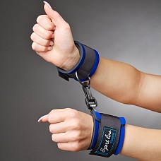 <strong>Наручники для начинающих с застежками на липучках 7051-5</strong> <br />
Наручники выполненные из современного материала - мягкого пенистого неопрена, ламинированного шелковистым спандексом, (относятся к классу Soft-bondage), прекрасный аксессуар для начинающих.<div class="charTableblock"><div><span>Материал</span>: текстиль</div><div><span>Цвет</span>: черный; другой</div><div><span>Производитель</span>: Sitabella, Россия</div></div> Наручники для начинающих с застежками на липучках 7051-5
Наручники выполненные из современного материала - мягкого пенистого неопрена, ламинированного шелковистым спандексом, (относятся к классу Soft-bondage), прекрасный аксессуар для начинающих.