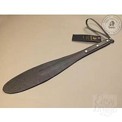 Чёрный кожаный спанкер Лепесток Чёрный кожаный спанкер Лепесток