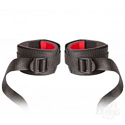 Манжеты на запястья с ремнями для крепления Buckled Hand Restraints Манжеты на запястья с ремнями для крепления Buckled Hand Restraints