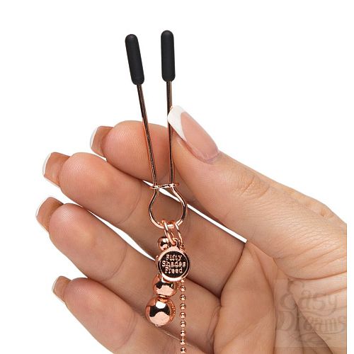  2        Fifty Shades Freed All Sensation Nipple and Clitoral Chain