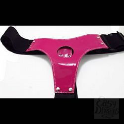 Лиловые лаковые трусики для страпона Лиловые лаковые трусики для страпона