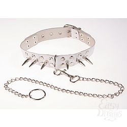 Белый кожаный ошейник с шипами Белый кожаный ошейник с шипами