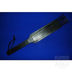 Комбинированная шлепалка-кошка из натуральной кожи Комбинированная шлепалка-кошка из натуральной кожи