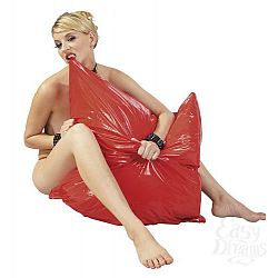 Красная виниловая наволочка 80х80 см. Красная виниловая наволочка 80х80 см.