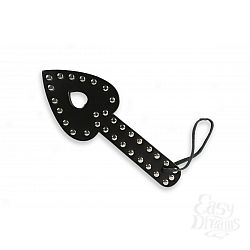 Чёрная шлёпалка-стрeла с заклёпками - 28 см. Чёрная шлёпалка-стрeла с заклёпками - 28 см.