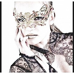  ������������ ����� Monia